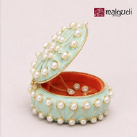 Light green Jewelry organizer, enamel trinket box