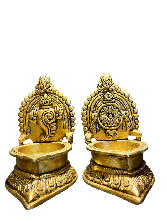 Balaji Diya Pair